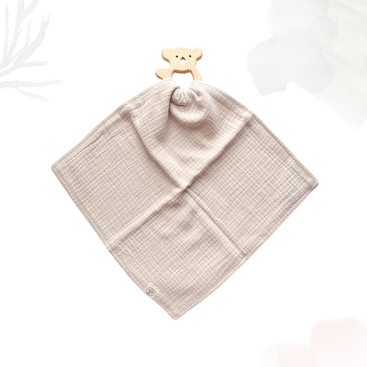 Muslin Comforter with Beech Wood Teether - Latte