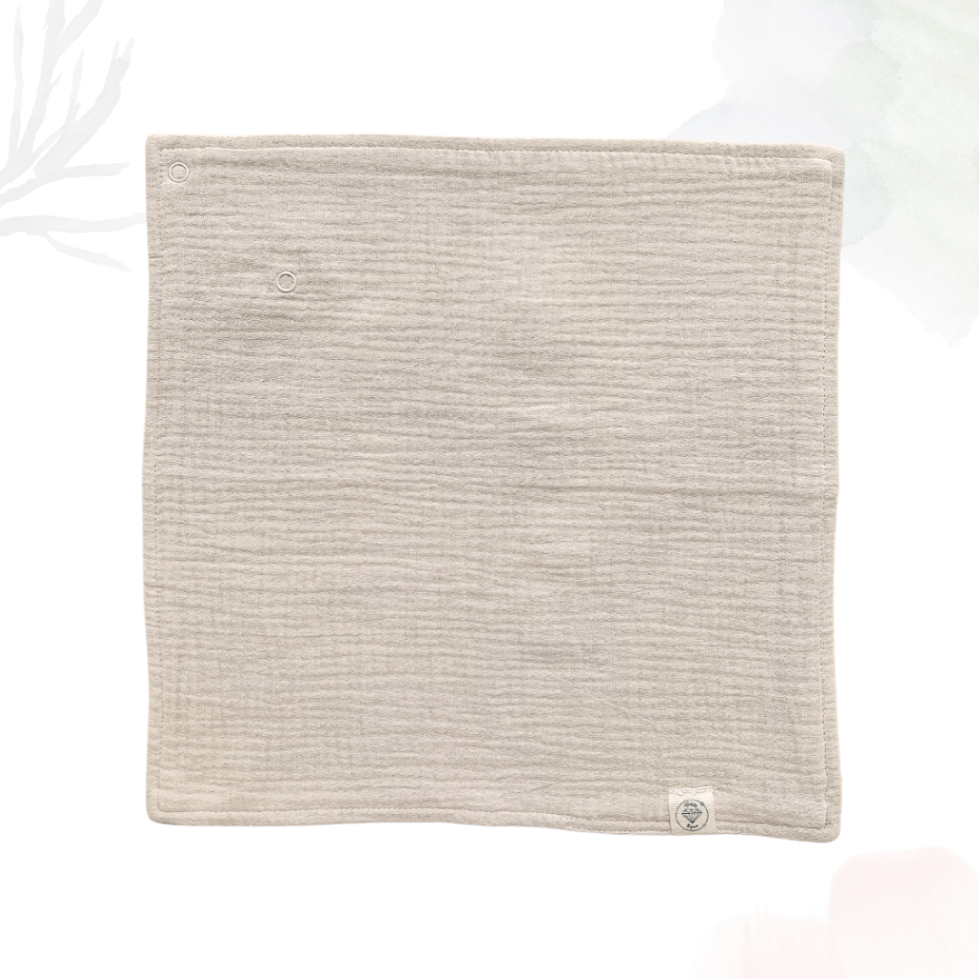 Muslin Comforter with Beech Wood Teether - Latte